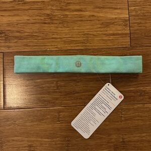 BNWT Lululemon Cardio Cross Trainer Headband